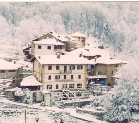 Hotel Delzanno à Varallo Extérieur photo