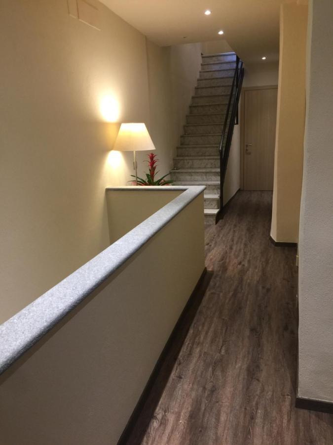 Hotel Delzanno à Varallo Extérieur photo