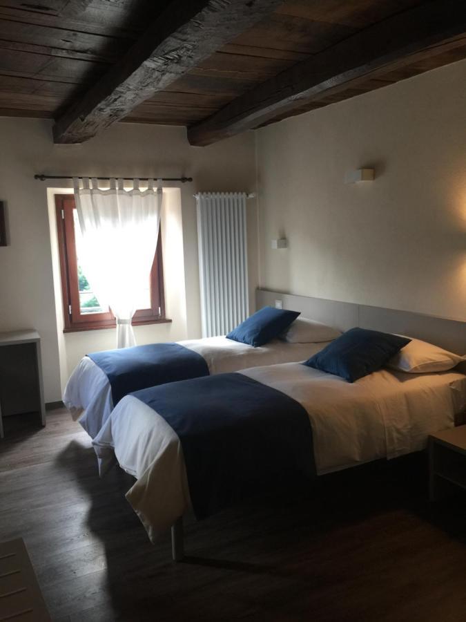 Hotel Delzanno à Varallo Extérieur photo