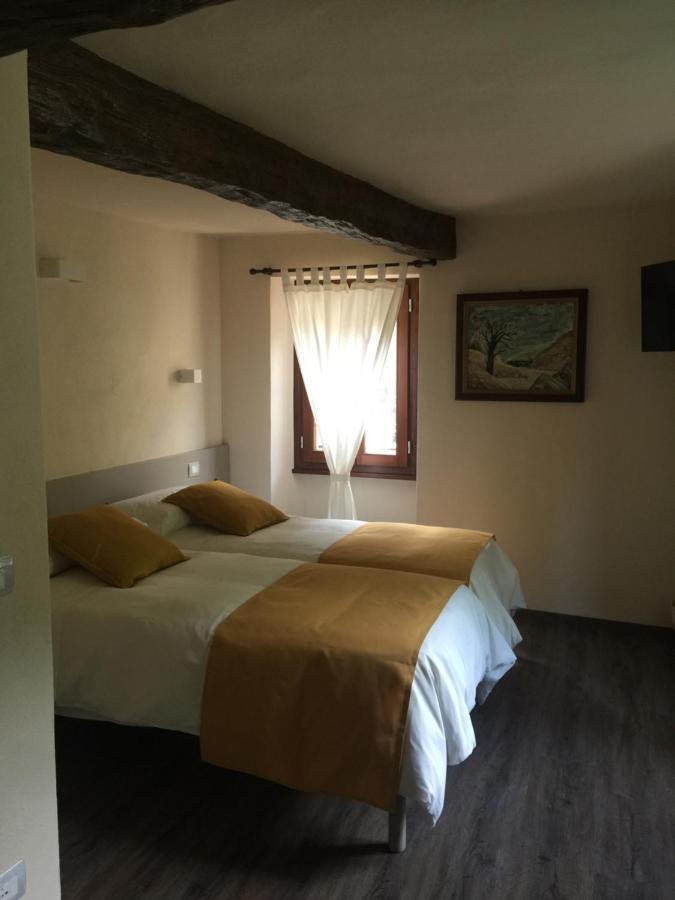 Hotel Delzanno à Varallo Extérieur photo